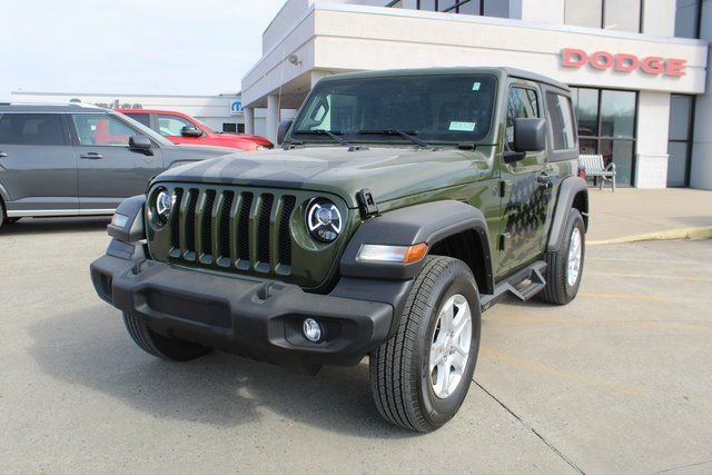 Used 2022 Jeep Wrangler Sport S image 1