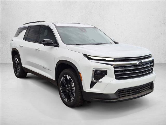New 2027 Chevrolet Traverse LT w/ Sun and Wheel Package FWD image 7
