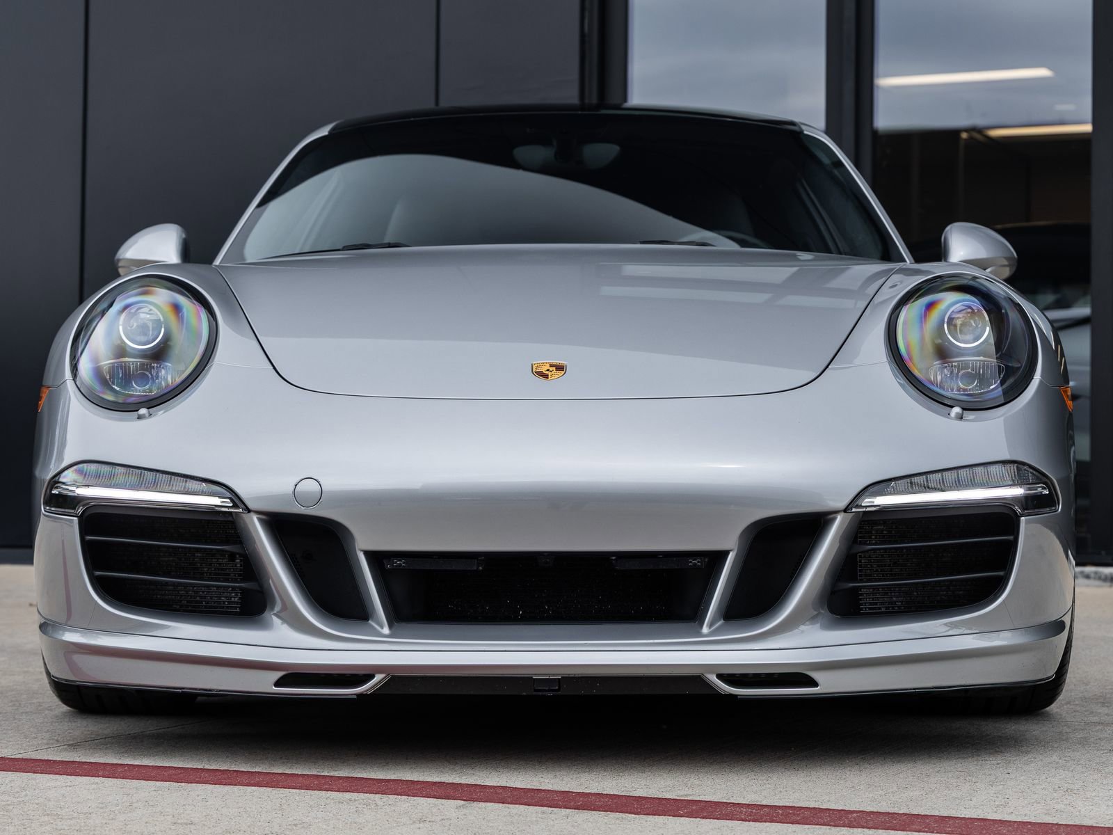 Used 2016 Porsche 911 Carrera GTS RWD image 9