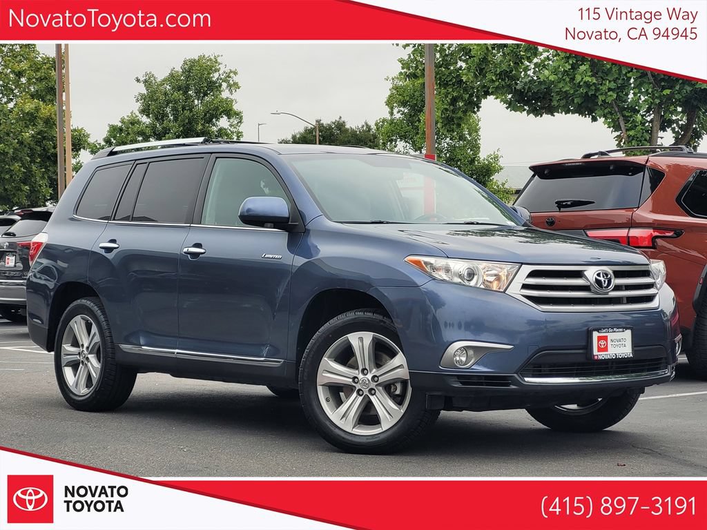 Used 2013 Toyota Highlander Limited AWD/4WD image 1