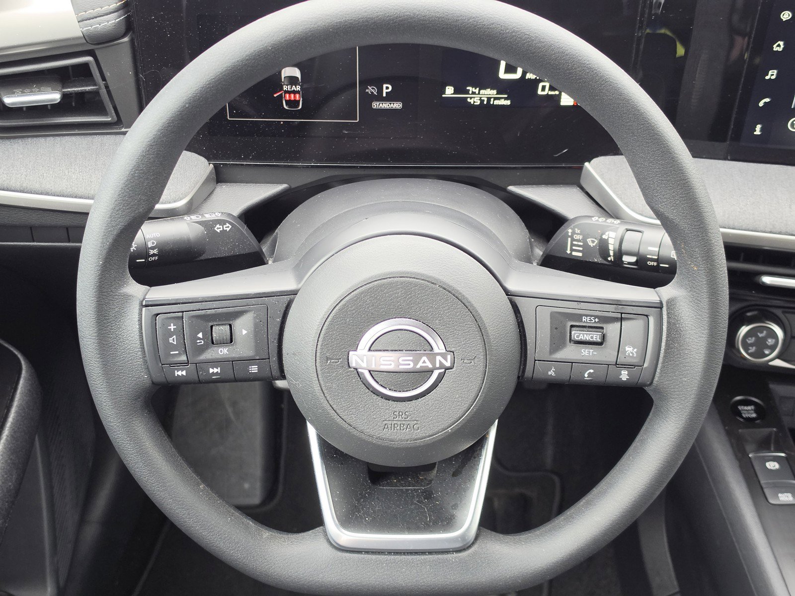Used 2025 Nissan Kicks SV image 15