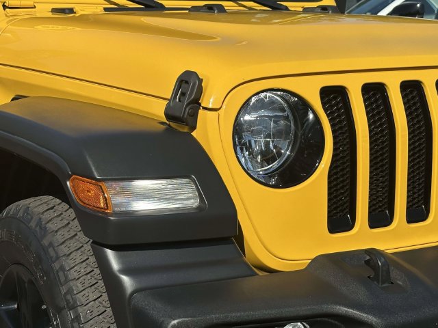 Certified 2021 Jeep Wrangler Unlimited Sport AWD/4WD image 9