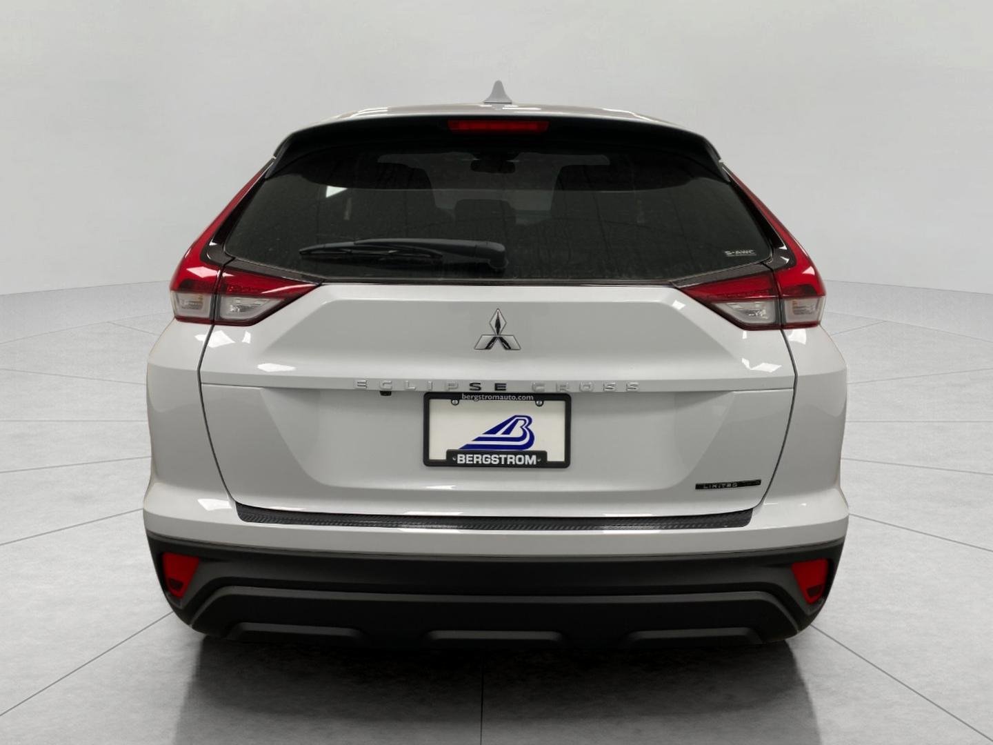 New 2026 Mitsubishi Eclipse Cross LE image 4