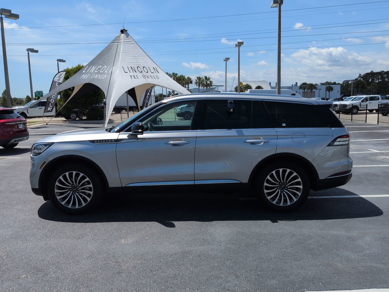 Certified 2021 Lincoln Aviator Reserve w/ Equipment Group 201A AWD/4WD image 7