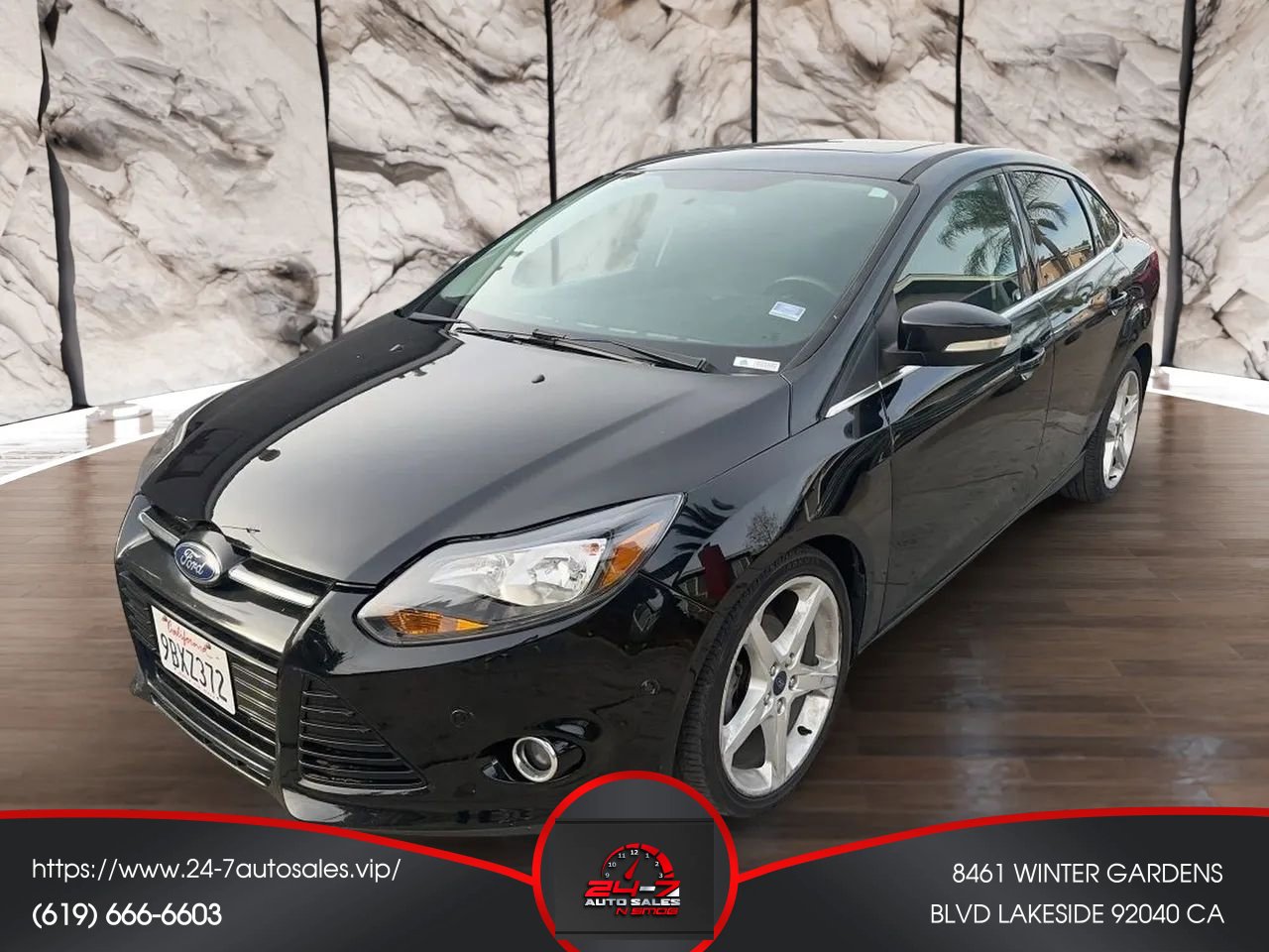 Used 2013 Ford Focus Titanium w/ Titanium Handling Pkg FWD image 1