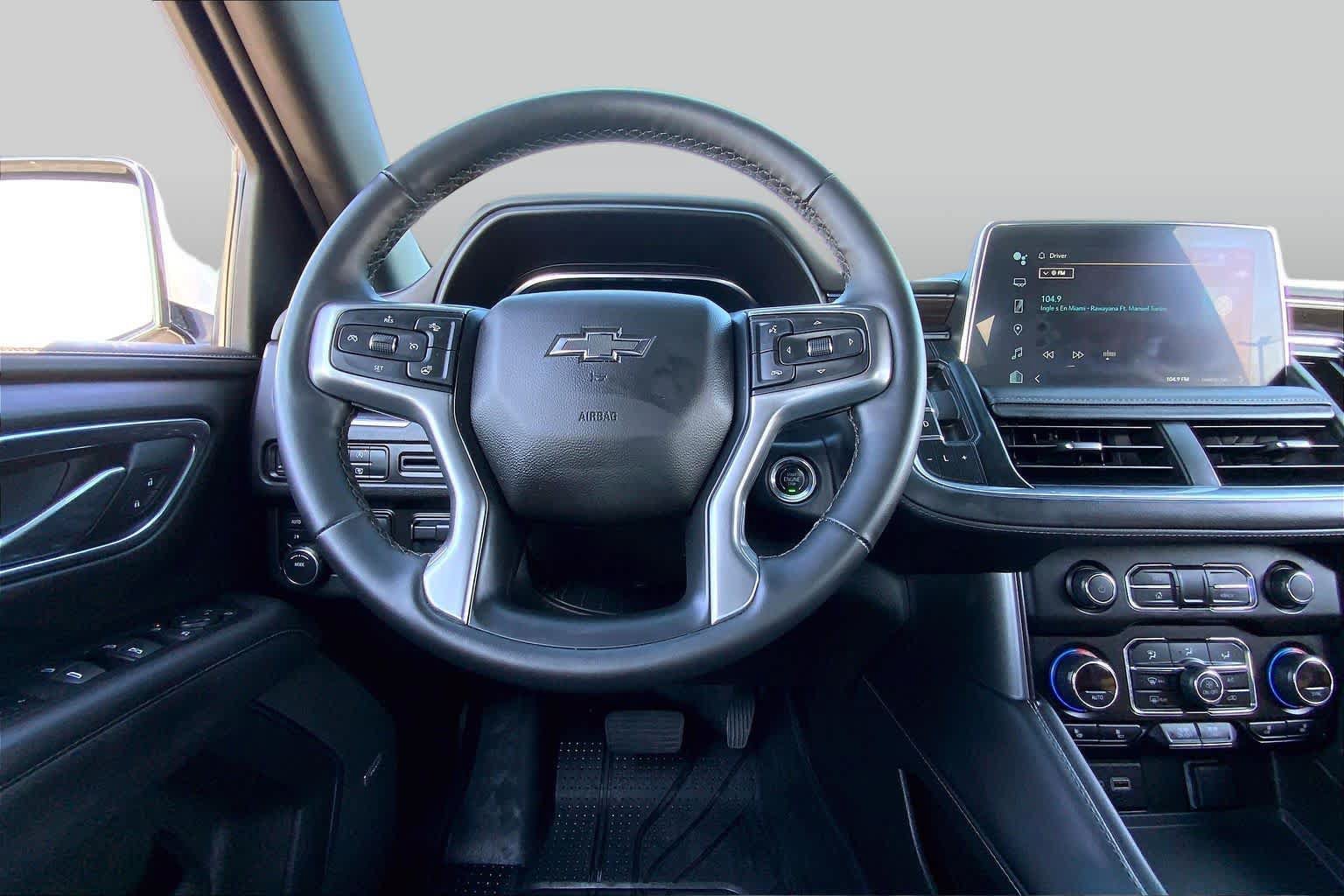 Used 2023 Chevrolet Tahoe Z71 w/ Luxury Package AWD/4WD image 6