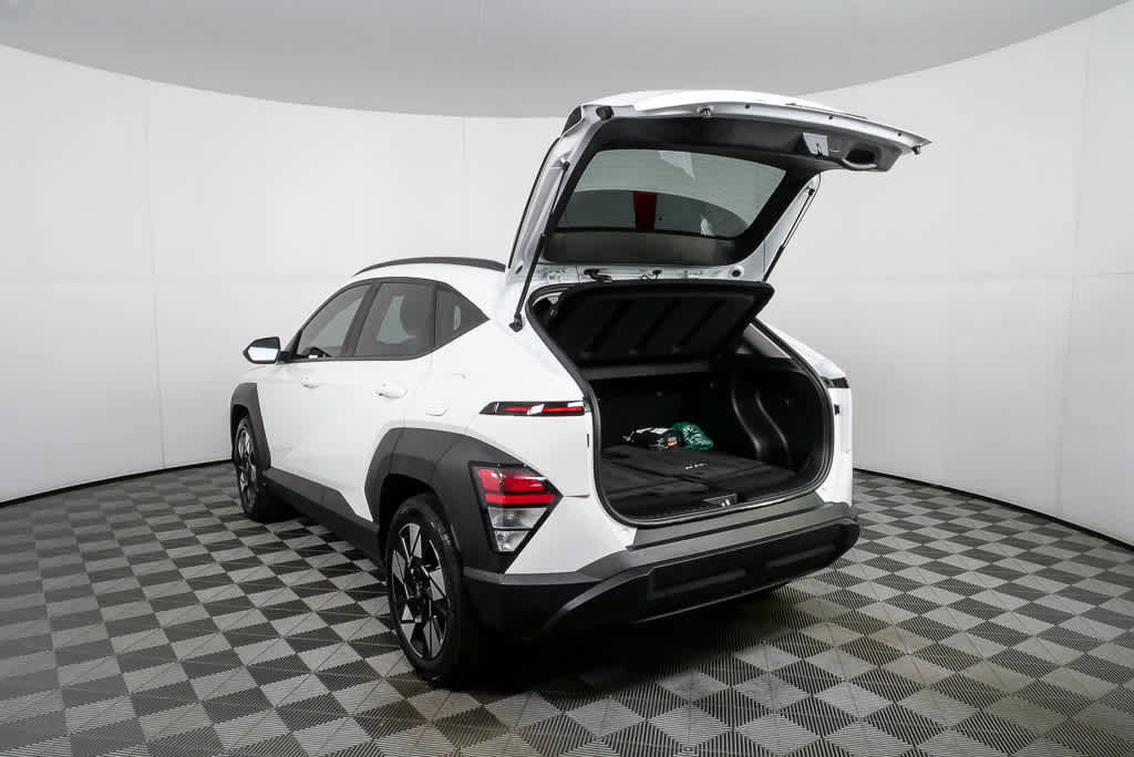 New 2025 Hyundai Kona SEL image 31