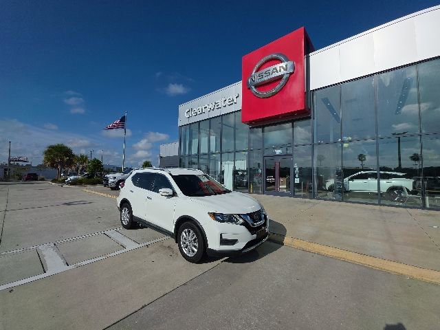 Used 2017 Nissan Rogue SV