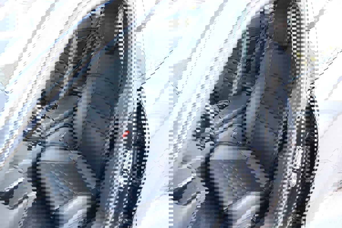 Used 2022 Porsche Taycan 4 Cross Turismo image 36