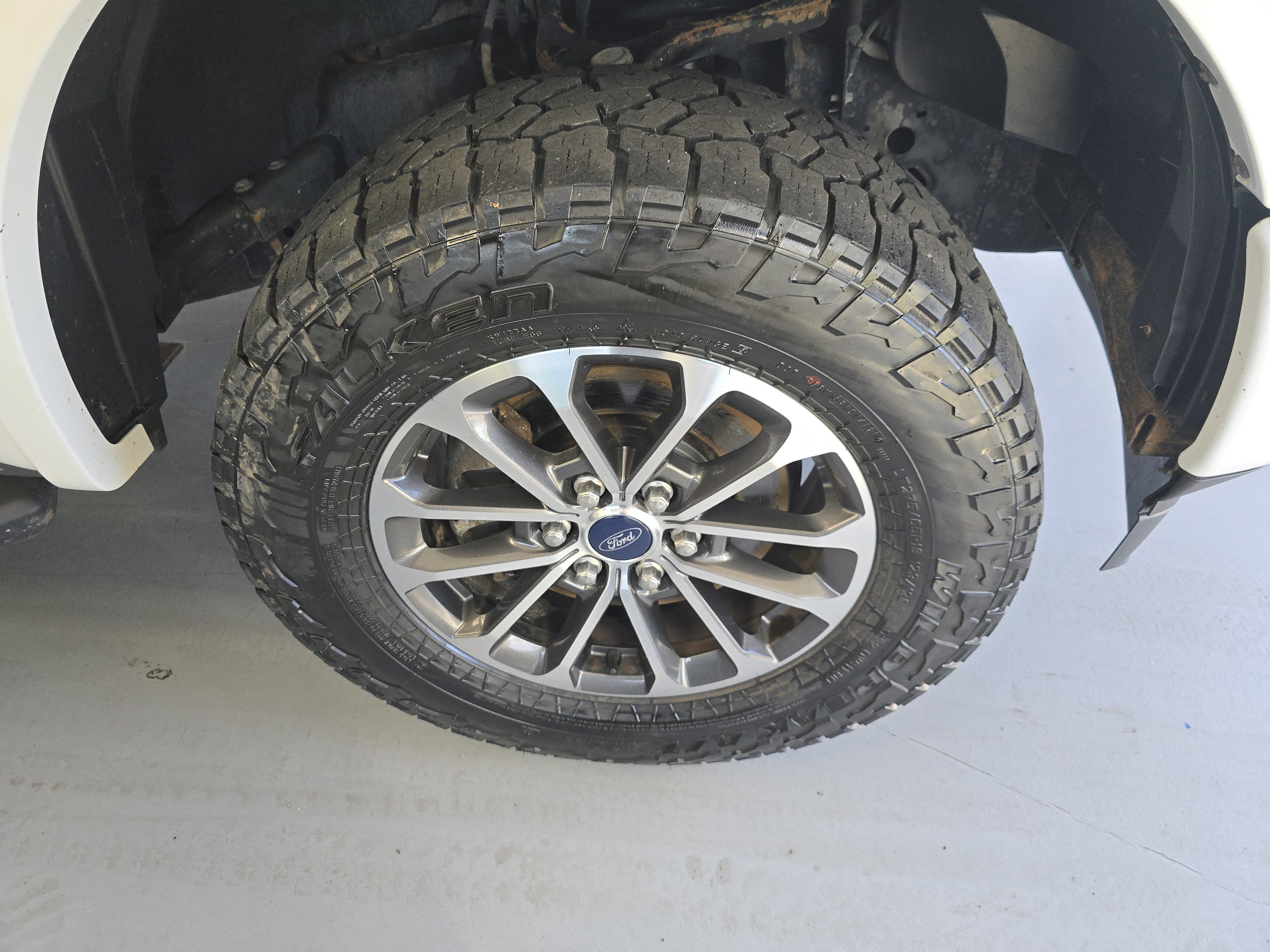 Used 2018 Ford F150 XLT w/ Equipment Group 302A Luxury image 11