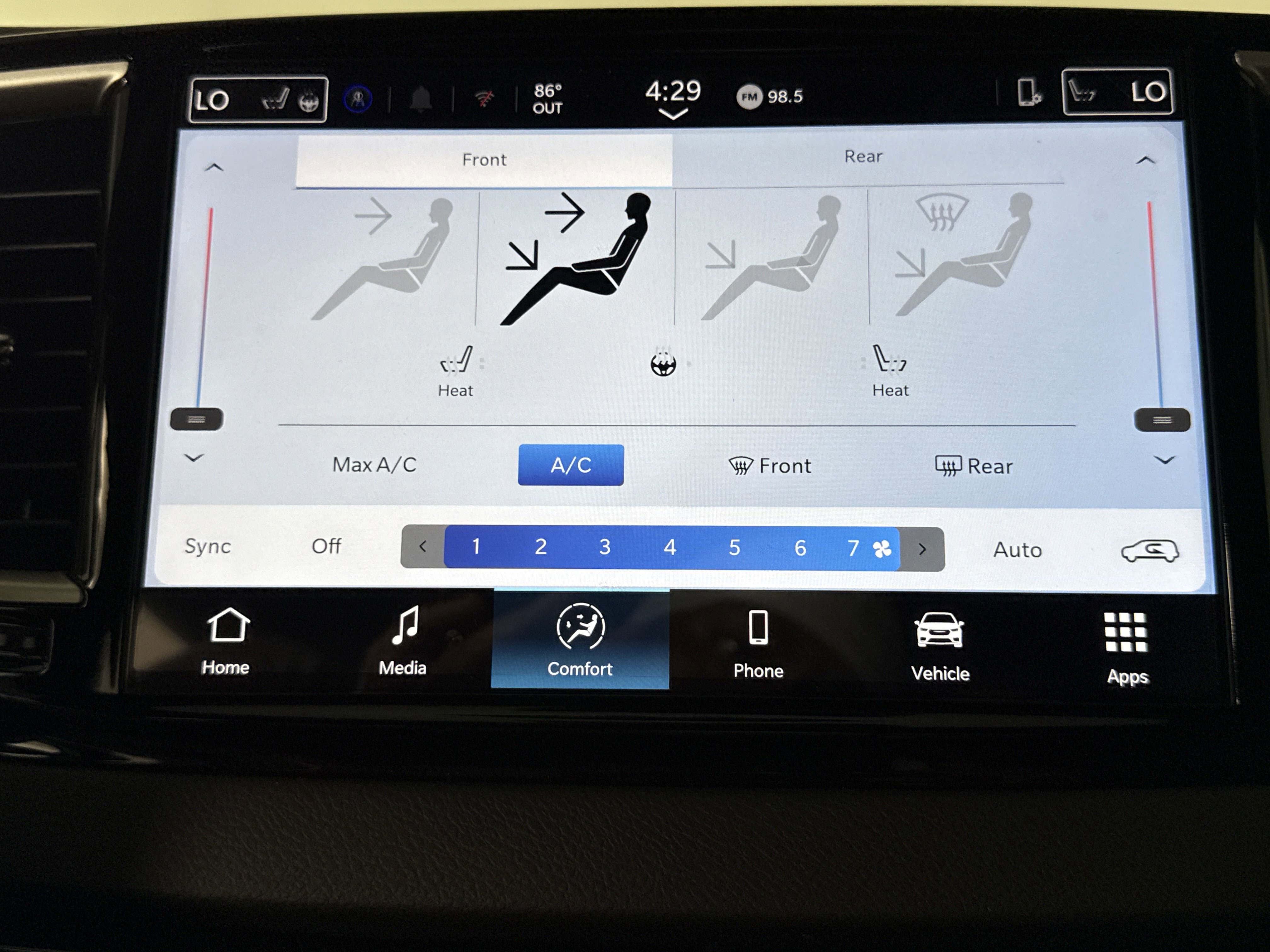 New 2026 Chrysler Voyager LX FWD image 22