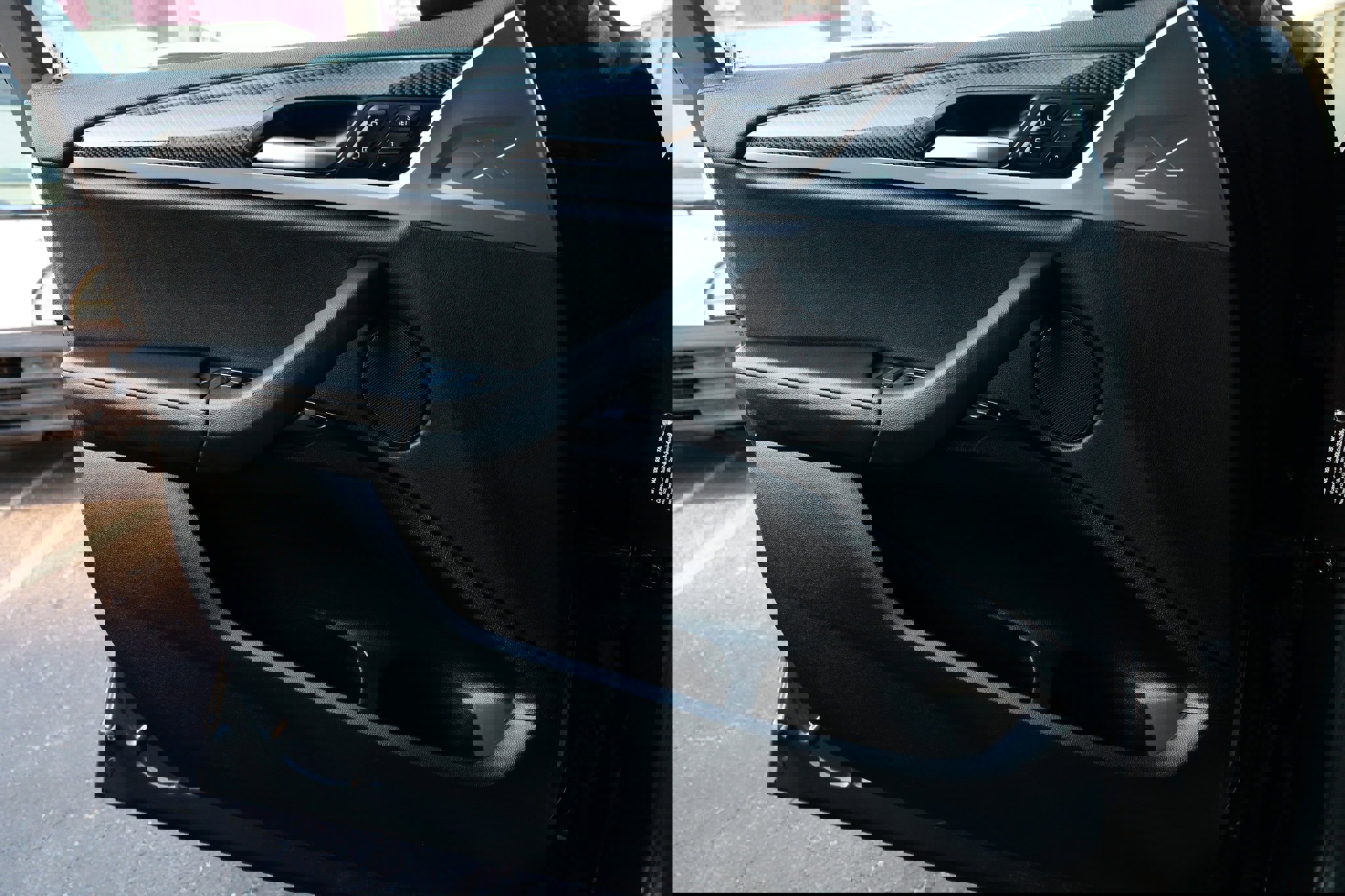 Used 2022 BMW X4 M40i w/ Premium Package image 40