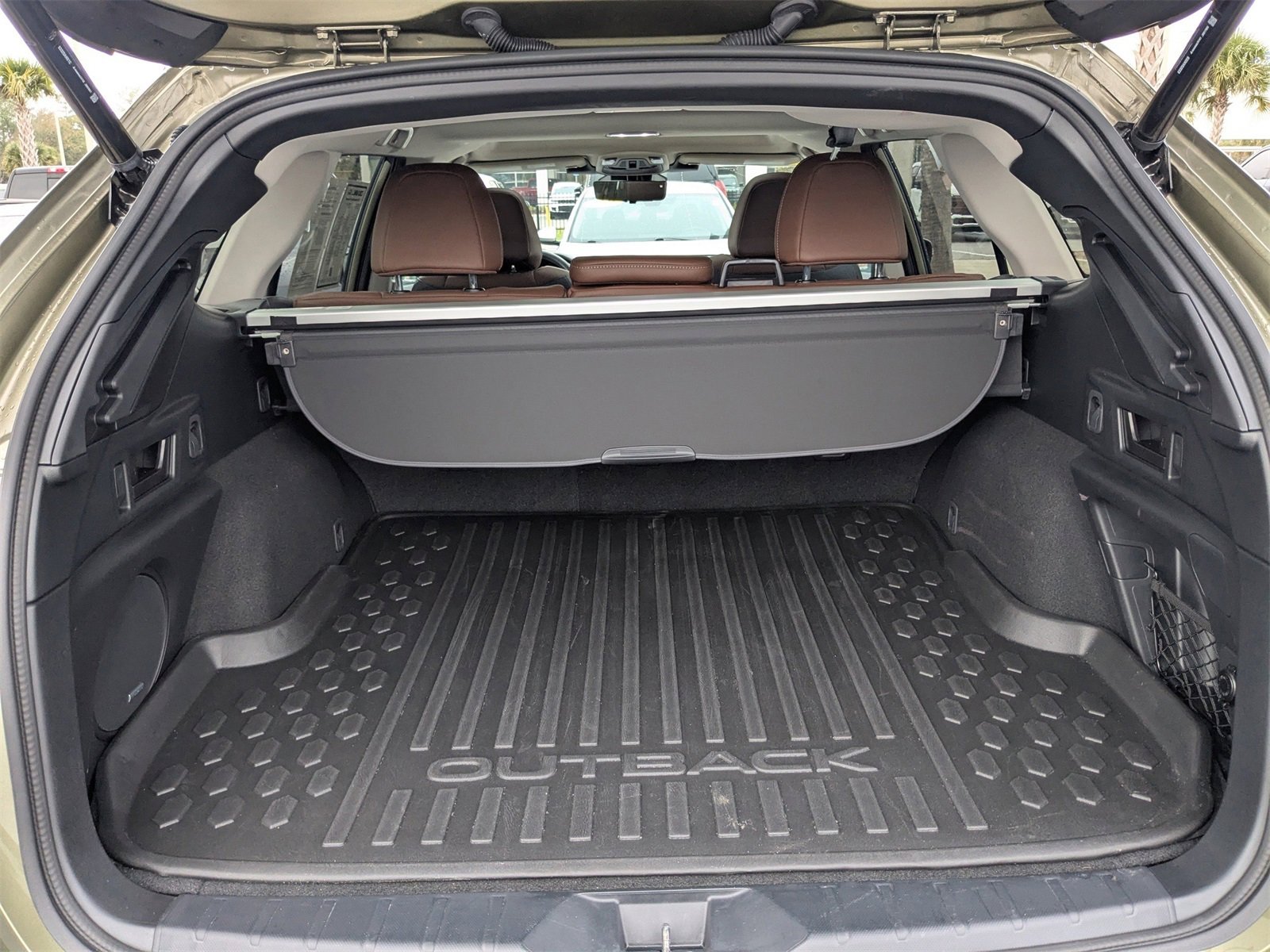 Used 2025 Subaru Outback Touring XT image 13