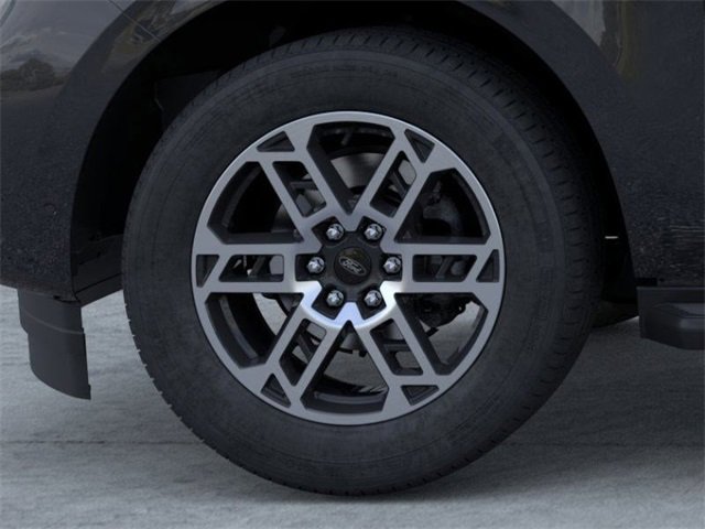 New 2025 Ford Expedition Active image 19