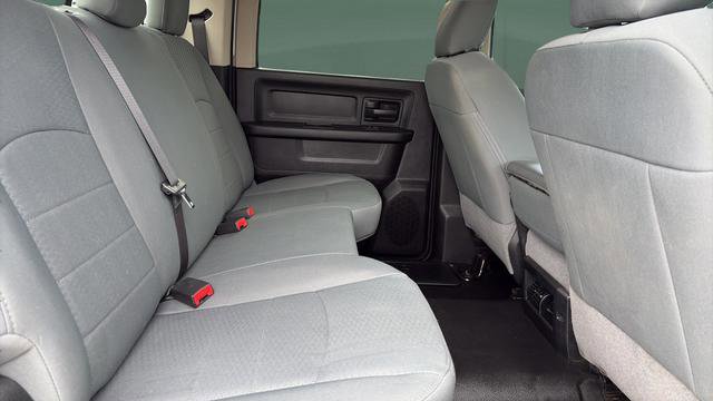 Used 2018 RAM 2500 Tradesman w/ Chrome Appearance Group AWD/4WD image 22