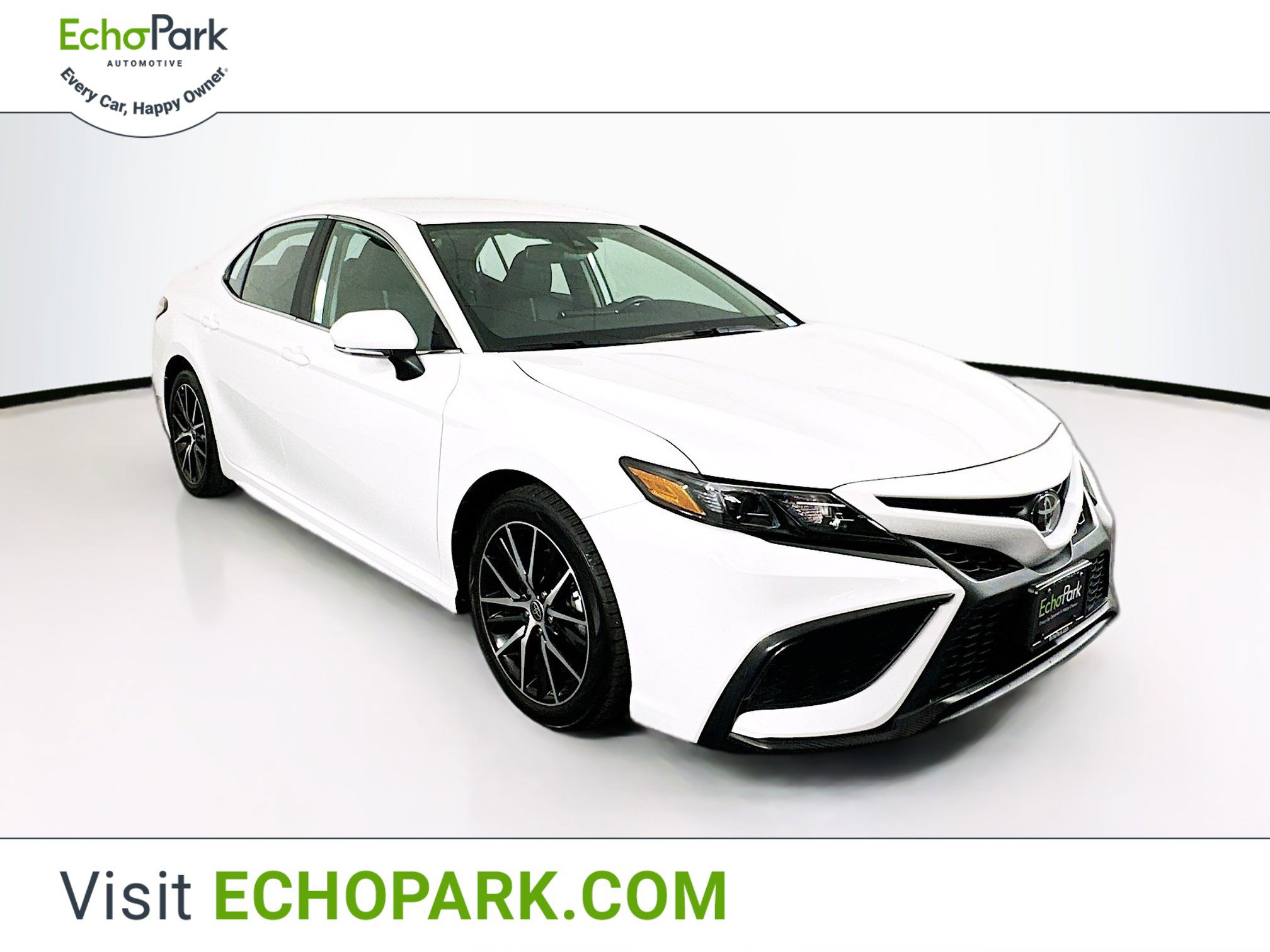 Used 2023 Toyota Camry SE