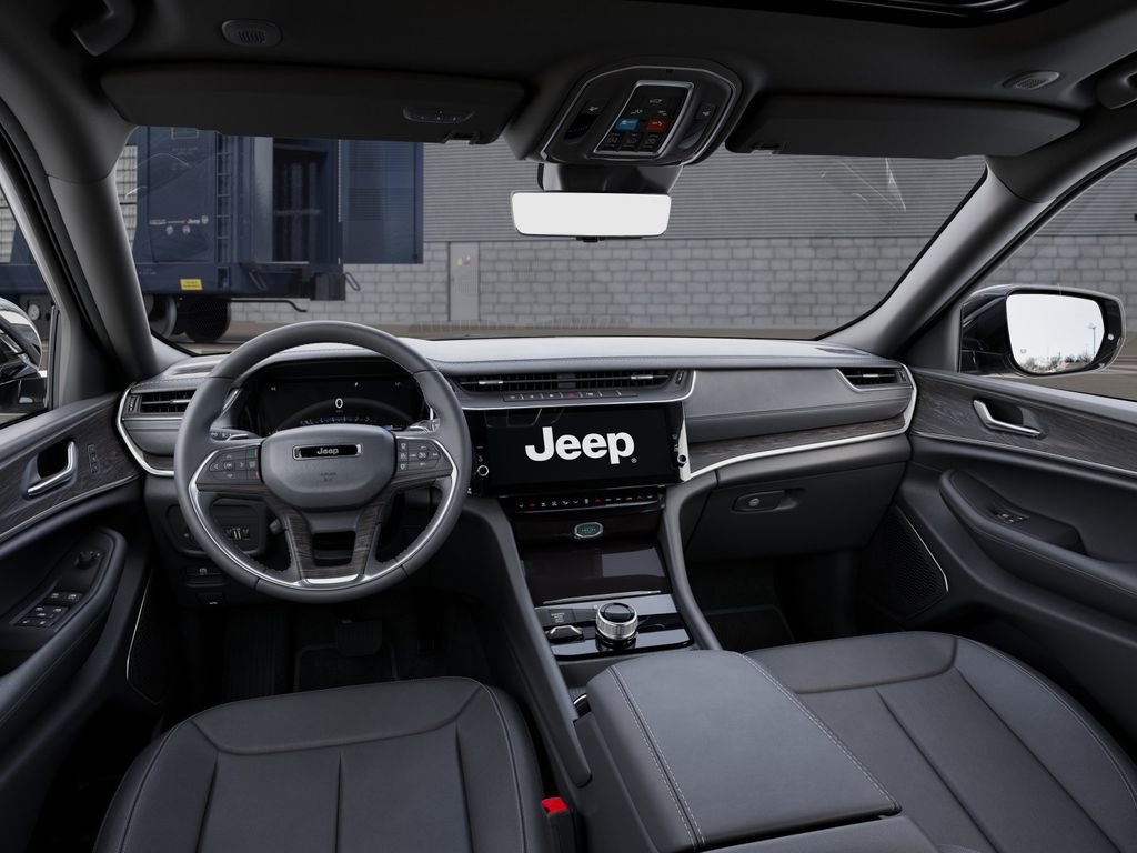 New 2026 Jeep Grand Cherokee Limited w/ Luxury Tech Group II AWD/4WD image 14