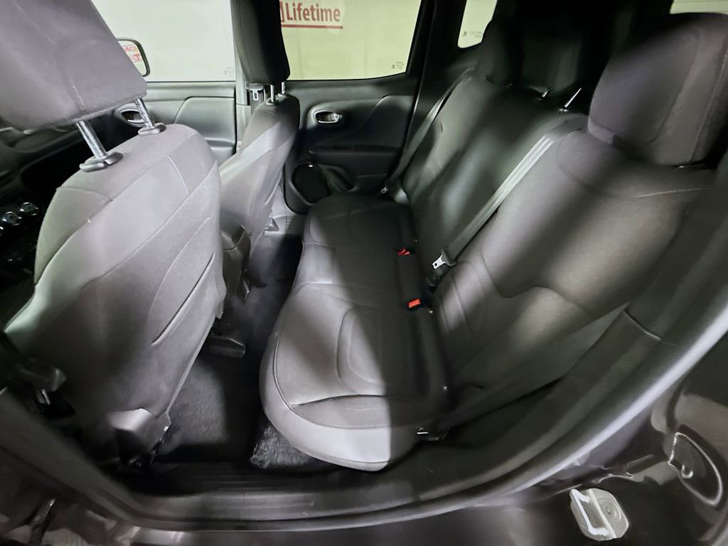 Used 2017 Jeep Renegade Altitude image 25