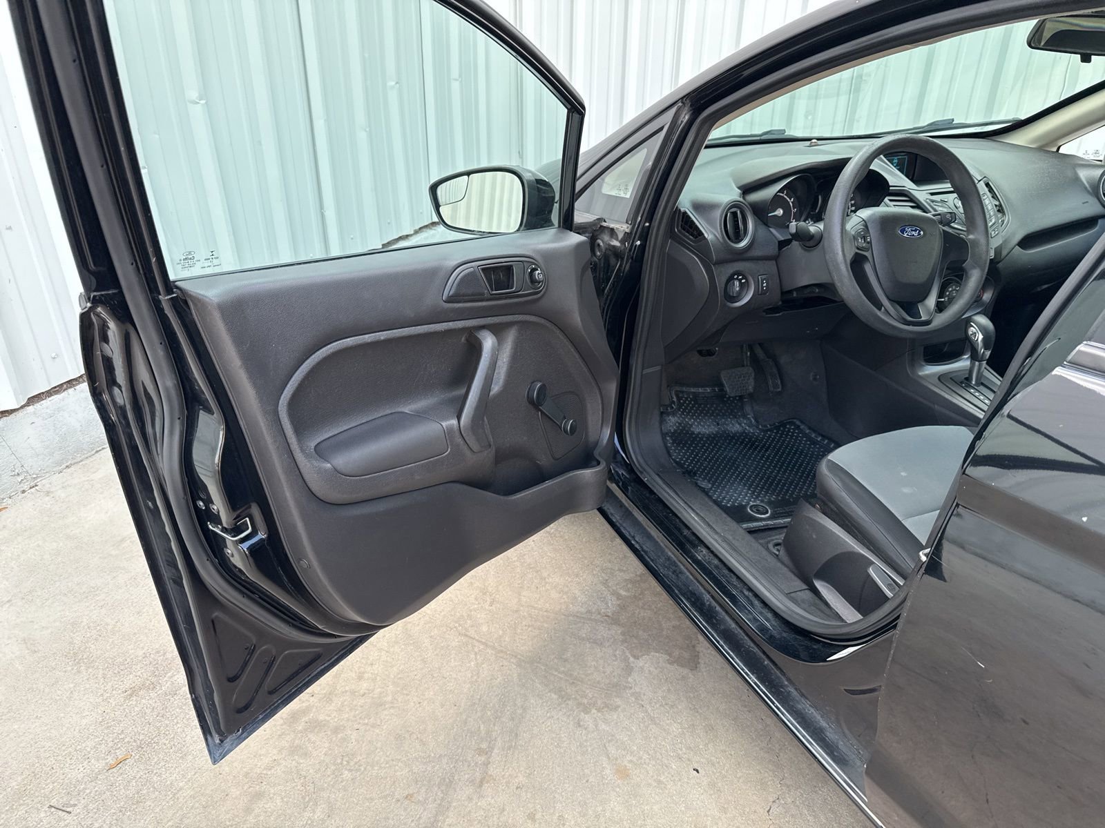 Used 2017 Ford Fiesta S FWD image 10