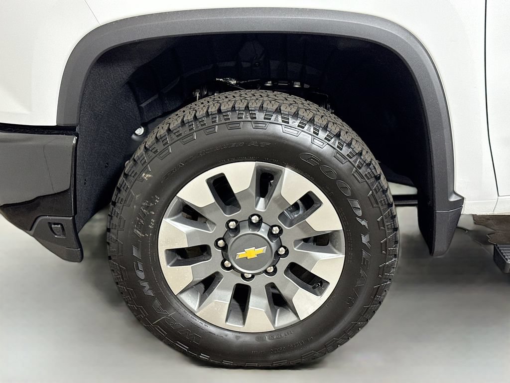 New 2026 Chevrolet Silverado 2500 Custom w/ Custom Value Package AWD/4WD image 19