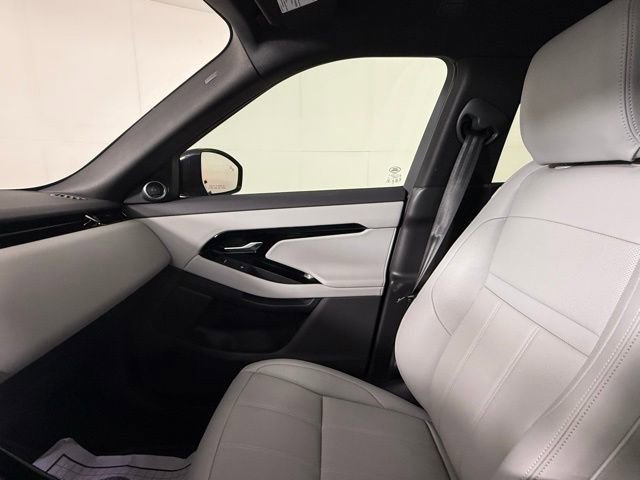 Certified 2026 Land Rover Range Rover Evoque S image 19