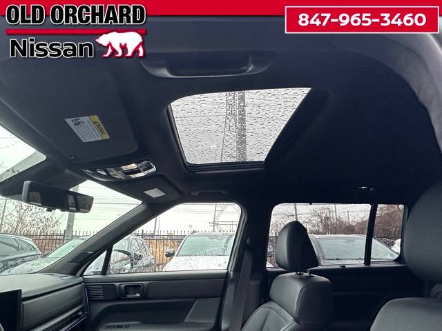 Used 2025 Hyundai Santa Fe Calligraphy AWD/4WD image 16