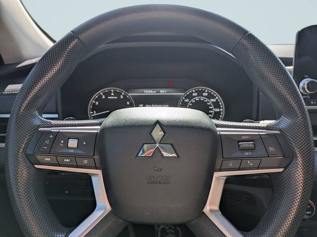 Used 2022 Mitsubishi Outlander ES FWD image 27