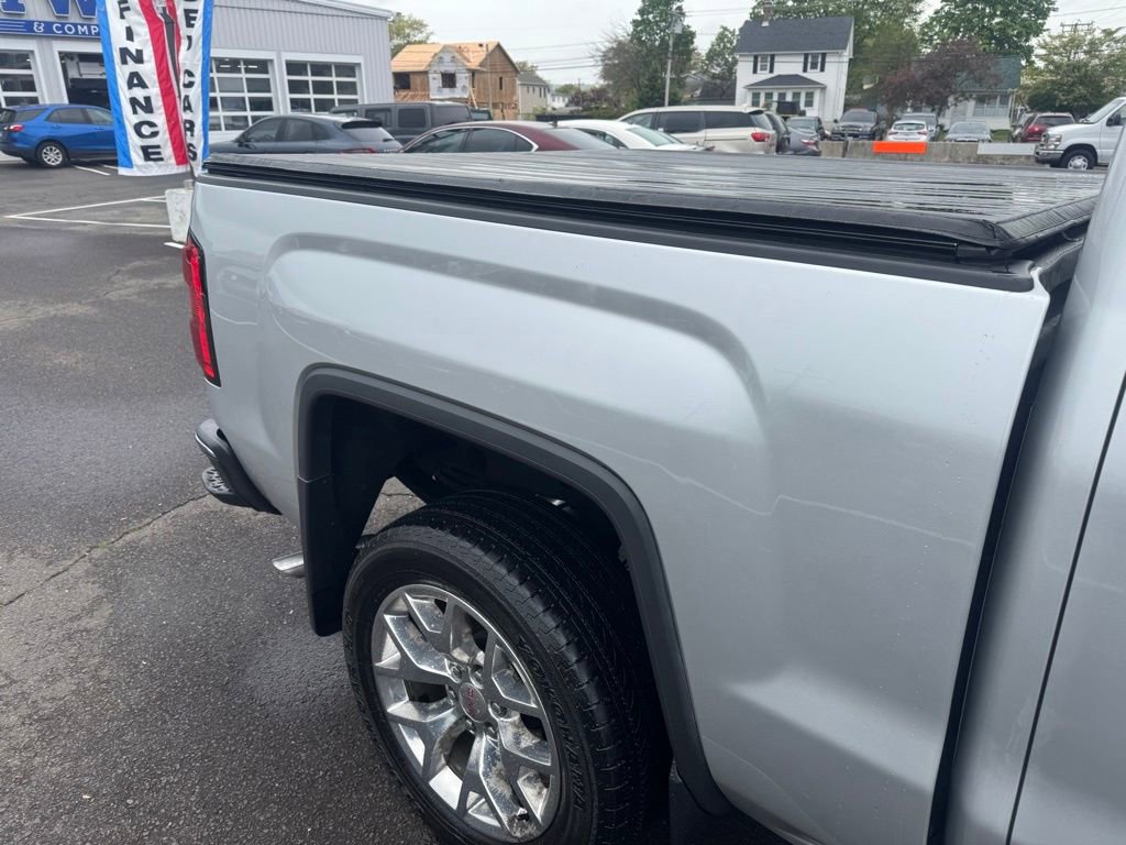 Used 2015 GMC Sierra 1500 SLT w/ SLT Crew Cab Value Package AWD/4WD image 16