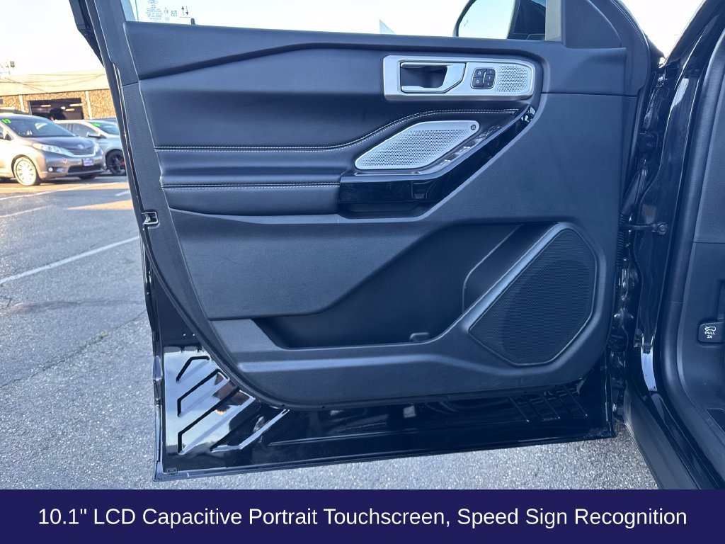 Used 2022 Ford Explorer ST w/ Equipment Group 401A AWD/4WD image 13