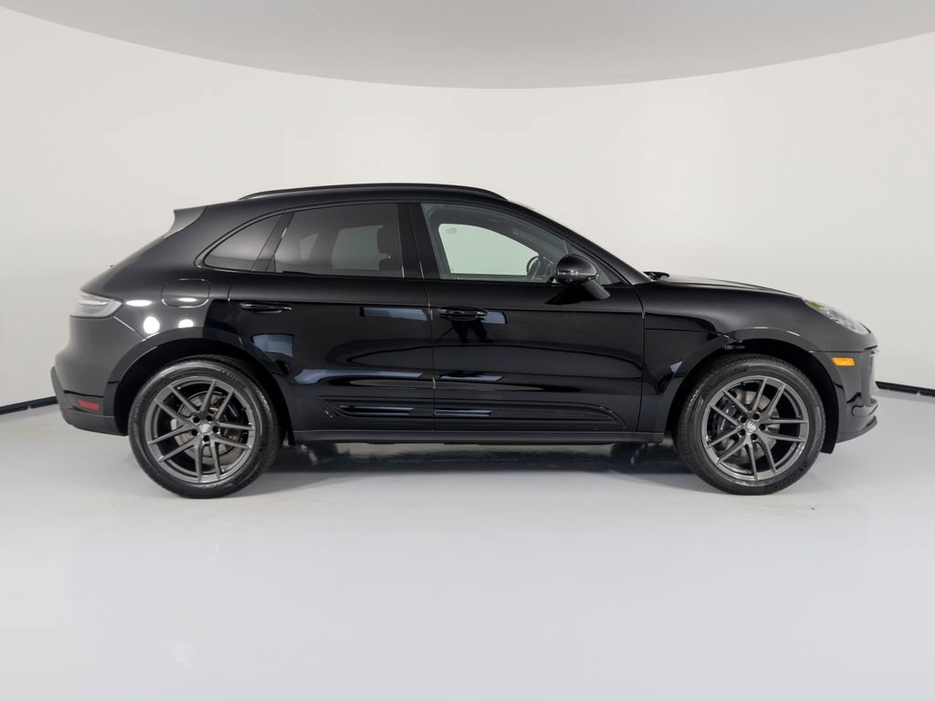 Certified 2026 Porsche Macan Turbo AWD/4WD image 12