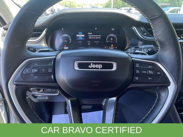 Used 2022 Jeep Grand Cherokee Laredo w/ Luxury Tech Group I AWD/4WD image 11