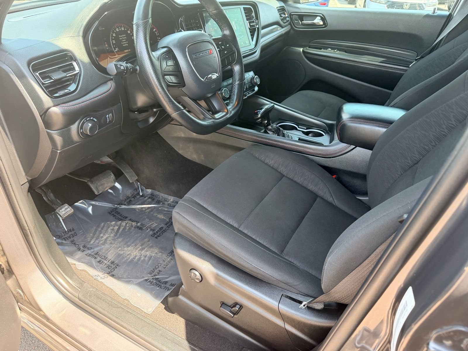 Used 2025 Dodge Durango GT w/ Blacktop Package AWD/4WD image 16