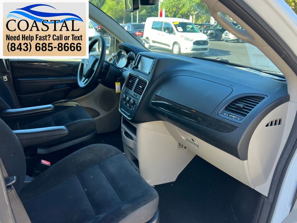 Used 2019 Dodge Grand Caravan SE FWD image 17
