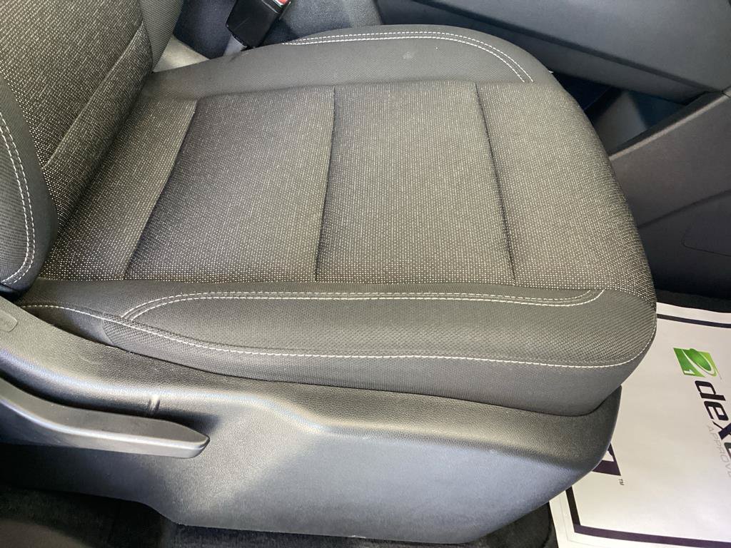 Used 2024 Chevrolet Traverse LT FWD image 19