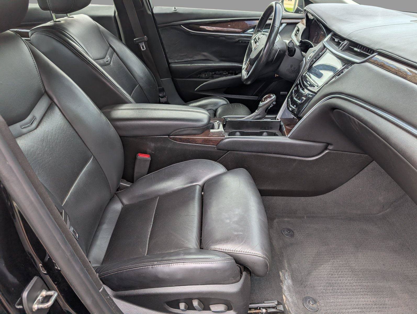 Used 2014 Cadillac XTS Luxury w/ Driver Awareness Package FWD image 37