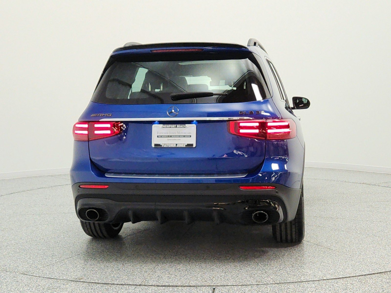 Used 2025 Mercedes-Benz GLB 35 AMG 4MATIC image 6