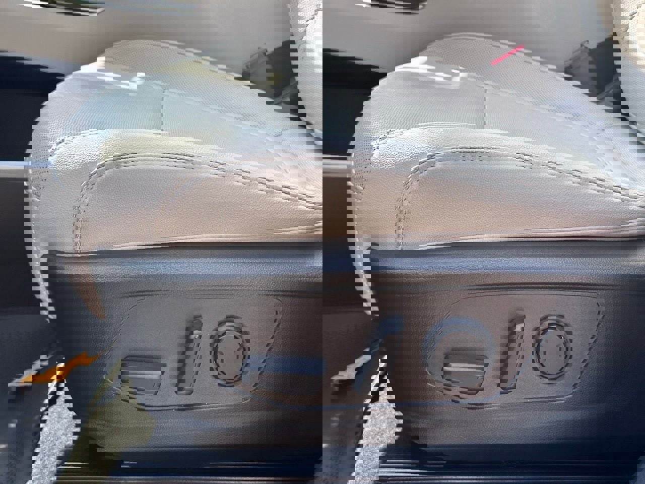 Used 2023 Hyundai Tucson Limited image 26