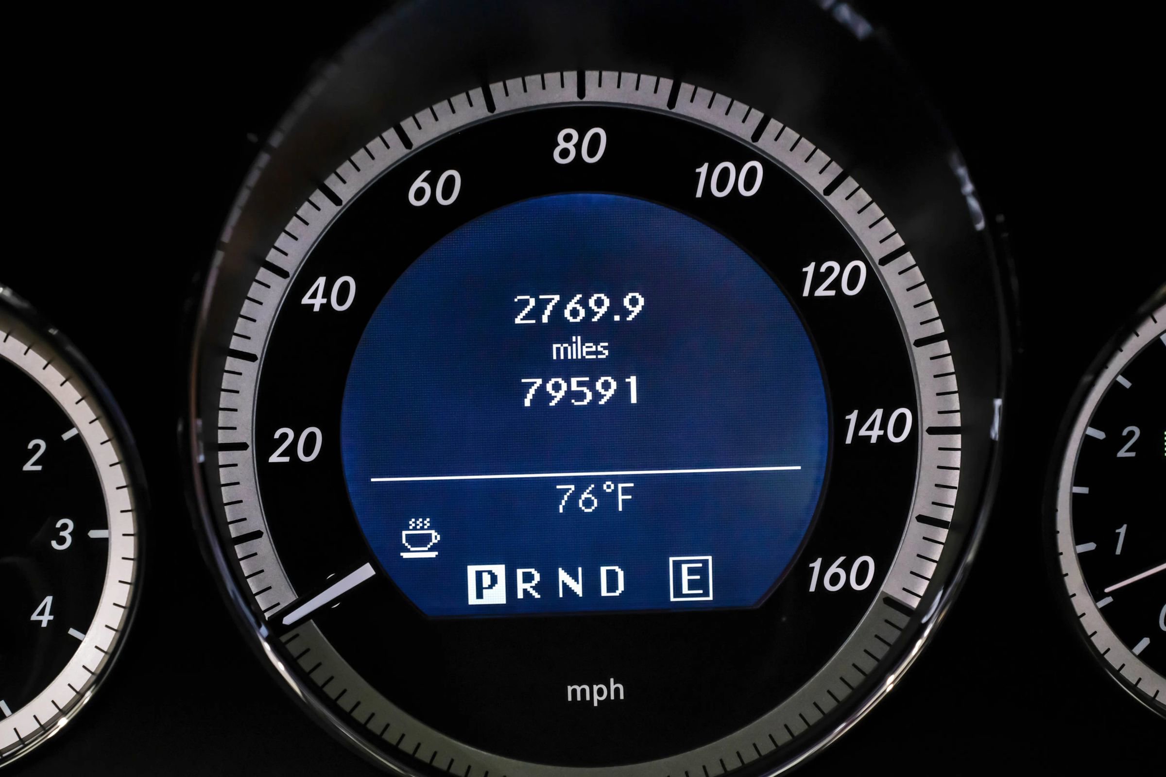 Used 2011 Mercedes-Benz E 550 Coupe image 22