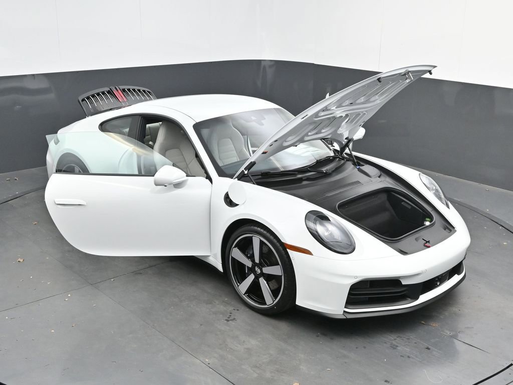 New 2026 Porsche 911 Carrera image 38