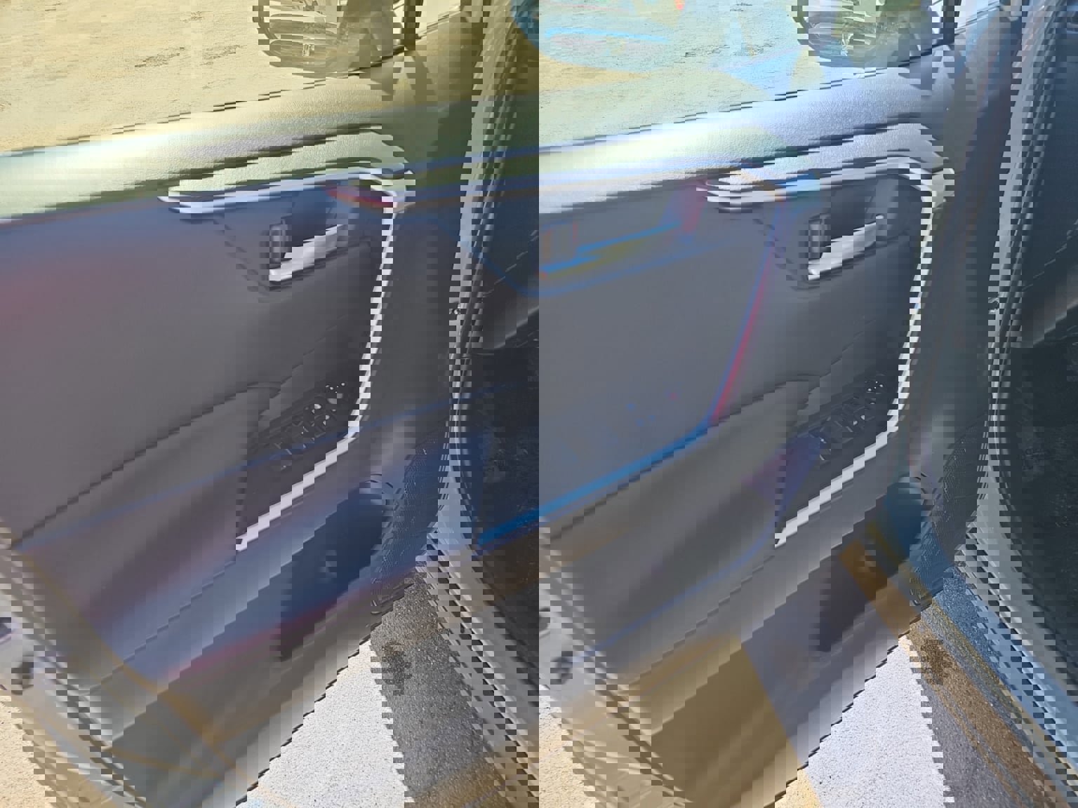 Used 2023 Toyota RAV4 XLE image 11