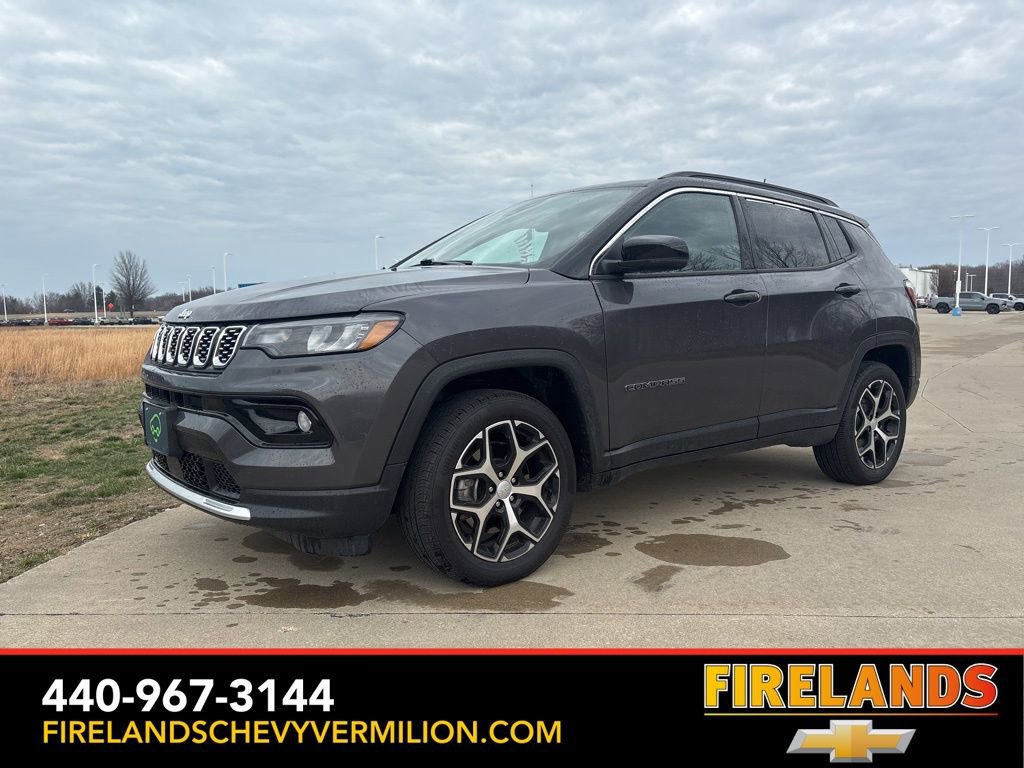 Used 2024 Jeep Compass Limited image 1