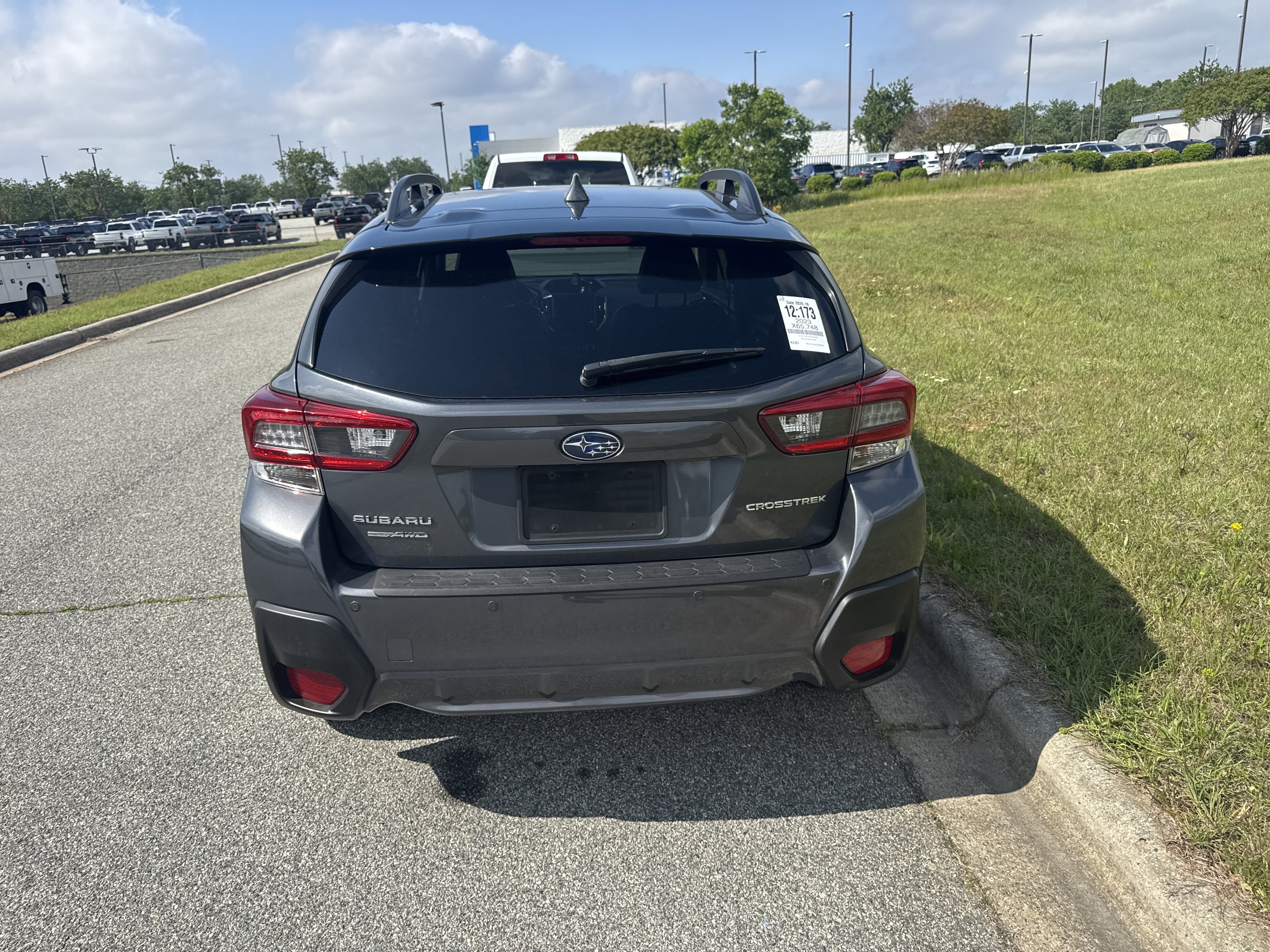 Used 2023 Subaru Crosstrek 2.5i Limited AWD/4WD image 9