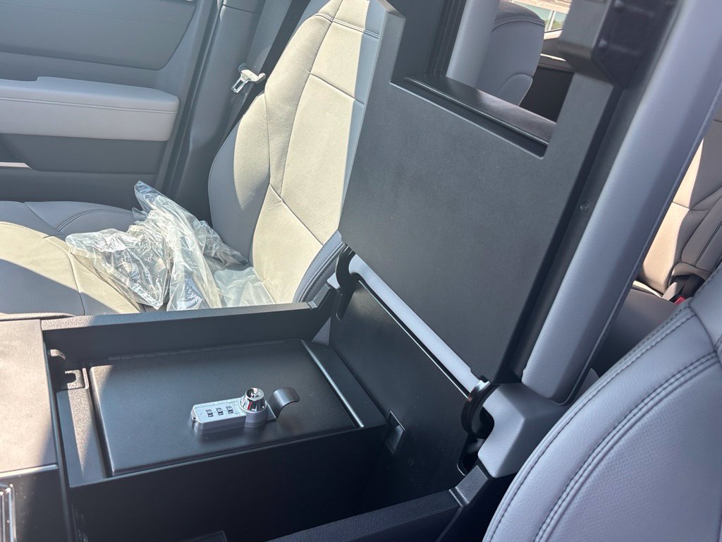 New 2026 Toyota Tundra Limited w/ Security Package (TMS) AWD/4WD image 38