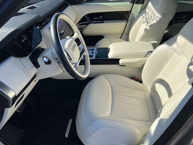 Used 2023 Land Rover Range Rover SE image 10