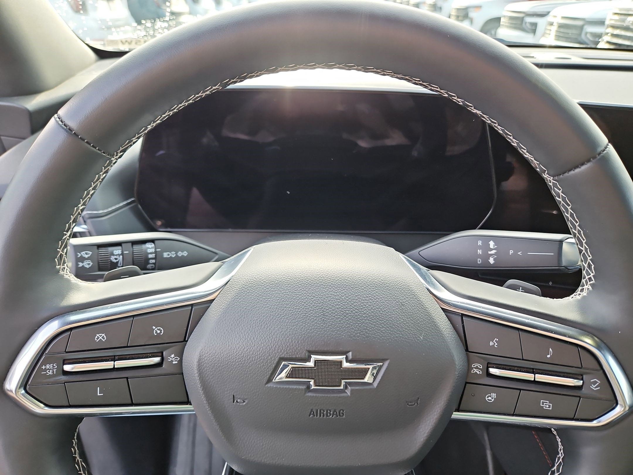 Used 2025 Chevrolet Traverse Z71 w/ Driver Confidence Package AWD/4WD image 21