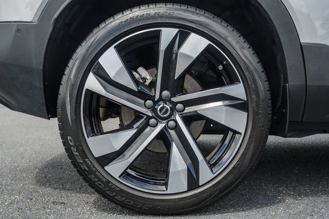 Certified 2023 Volvo XC40 B5 Ultimate w/ Protection Package Premier AWD/4WD image 21