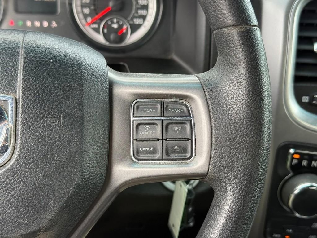 Used 2022 RAM 1500 Classic Warlock AWD/4WD image 9