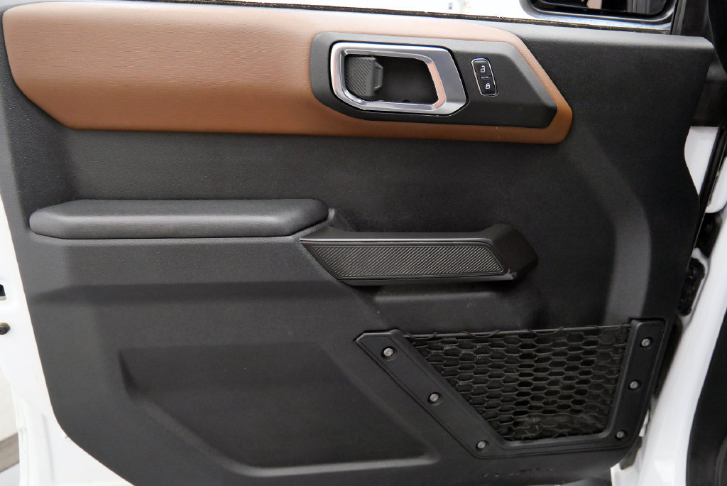Used 2024 Ford Bronco Outer Banks AWD/4WD image 13