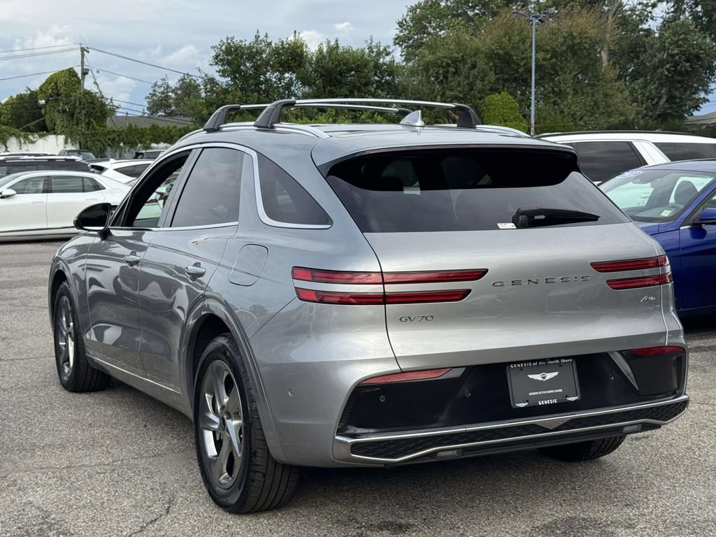 Certified 2026 Genesis GV70 2.5T Advanced AWD/4WD image 8
