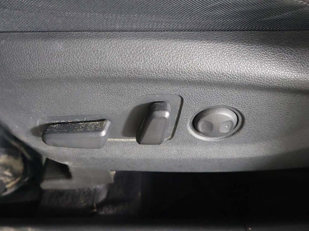Used 2019 Hyundai Tucson Value FWD image 28